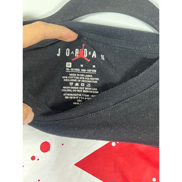 Jordan Kids Black Red White Graphic Short Sleeve Sporty Shirt Boys Medium - Picture 3 of 4
